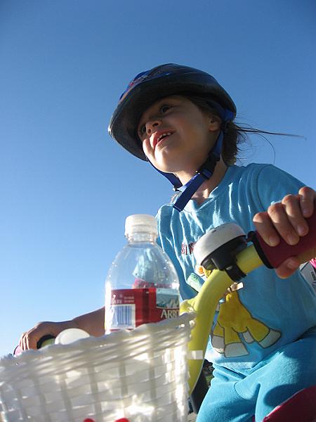IMG_3993.JPG - Biking in the Marina